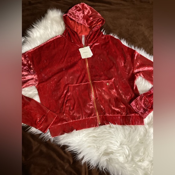 Fabletics sweater size large - Picture 2 of 8